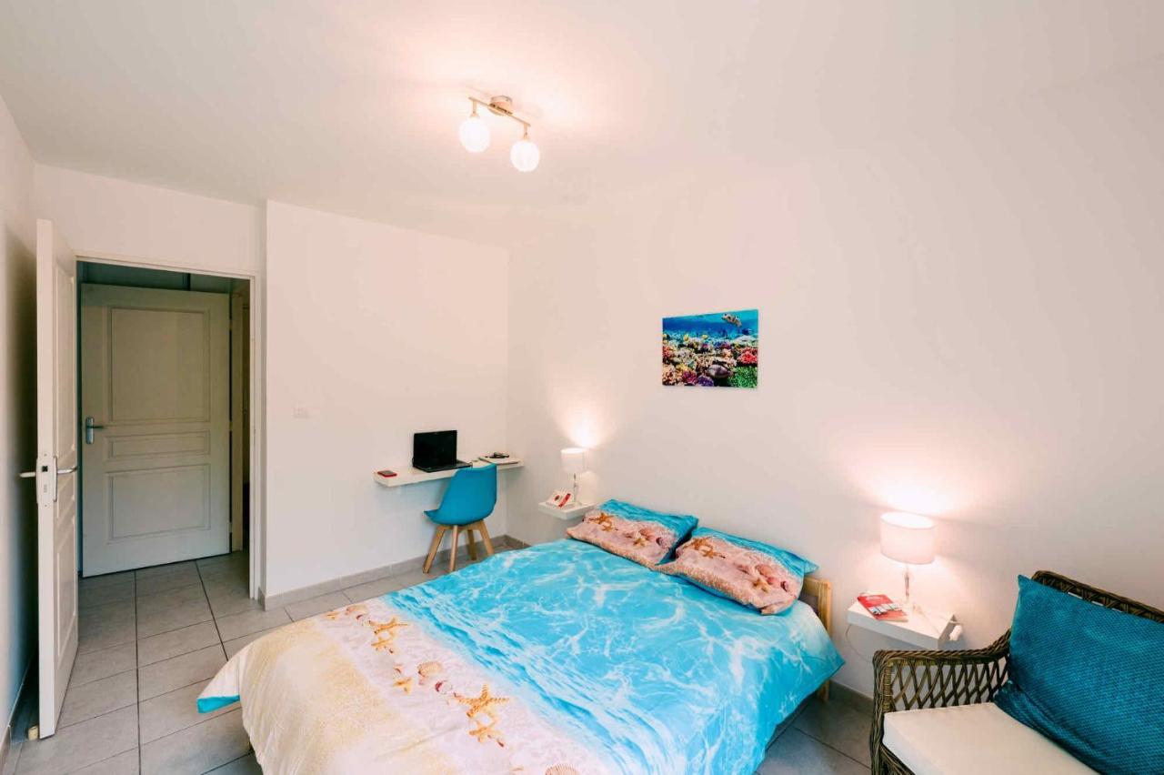 Turquoise Lejlighed Hyères Eksteriør billede